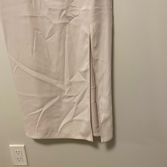 BNWT - Babaton 90s Slit Midi Dress (8) - Picture 6 of 7